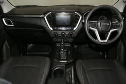 2021 Isuzu
                D-MAX LS-M