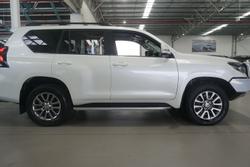 2019 Toyota
                Landcruiser Prado Kakadu