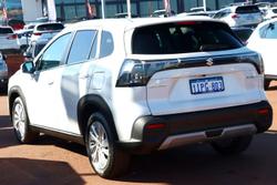 2024 Suzuki
S-Cross