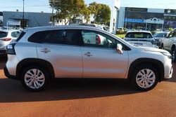 2024 Suzuki
S-Cross