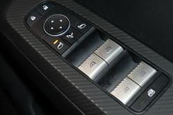 2024 Mitsubishi
Outlander LS