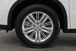 2024 Mitsubishi
Outlander LS