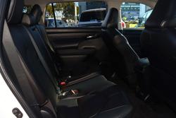 2023 Toyota
                Kluger GXL