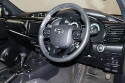 2020 Toyota
Hilux Rugged X