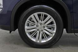 2024 Mitsubishi
                Outlander LS