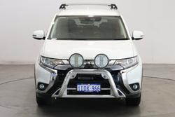 2018 Mitsubishi
                Outlander LS