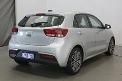 2022 Kia
Rio Sport