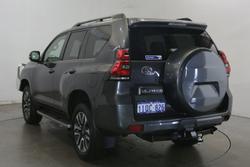 2023 Toyota
                Landcruiser Prado VX