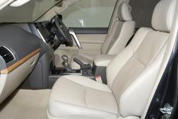 2023 Toyota
                Landcruiser Prado VX
