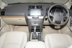 2023 Toyota
                Landcruiser Prado VX