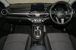 2021 Kia
                Cerato S