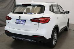 2023 MG
                HS Excite