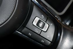 2019 Volkswagen
                Golf R