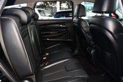 2022 Hyundai
                Santa Fe Elite