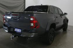 2023 Toyota
Hilux Rogue