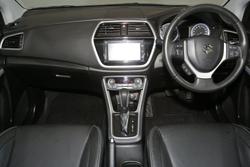 2017 Suzuki
S-Cross Turbo Prestige