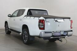 2020 Mitsubishi
Triton GLX-R