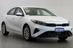 2024 Kia
                Cerato S