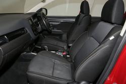 2019 Mitsubishi
                Outlander ES
