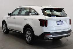 2024 Kia
Sorento S