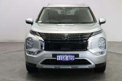 2024 Mitsubishi
Outlander LS