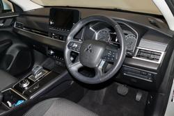 2024 Mitsubishi
Outlander LS