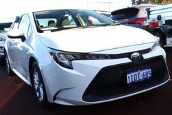 2022 Toyota
Corolla Ascent Sport Hybrid
