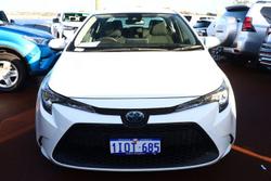 2022 Toyota
Corolla Ascent Sport Hybrid