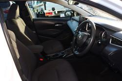 2022 Toyota
Corolla Ascent Sport Hybrid