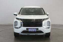 2024 Mitsubishi
Outlander LS