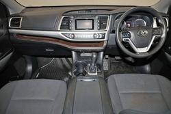 2019 Toyota
                Kluger GX