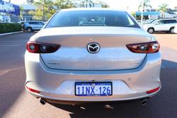 2022 Mazda
                3 G25 Evolve SP