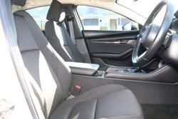 2022 Mazda
                3 G25 Evolve SP