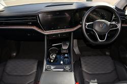 2024 Volkswagen
Touareg 210TDI Elegance