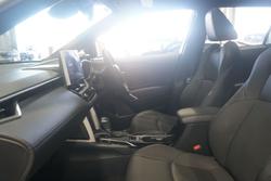 2023 Toyota
Corolla Cross Atmos