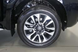 2023 Toyota
Landcruiser Prado VX