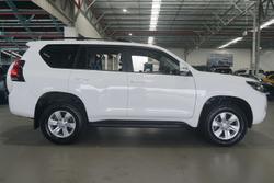 2021 Toyota
Landcruiser Prado GXL