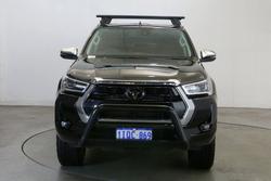 2020 Toyota
                Hilux SR5