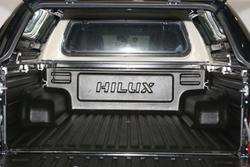 2020 Toyota
                Hilux SR5