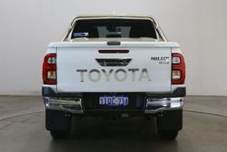 2023 Toyota
Hilux SR5