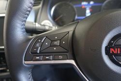 2024 Nissan
Navara PRO-4X