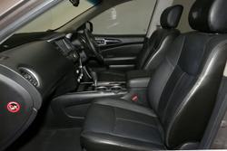 2013 Nissan
Pathfinder ST-L