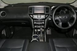 2013 Nissan
Pathfinder ST-L