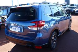 2019 Subaru
                Forester 2.5i