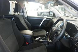 2020 Toyota
Landcruiser Prado GXL