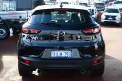 2021 Mazda
                CX-3 Akari