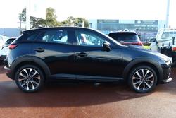 2021 Mazda
                CX-3 Akari