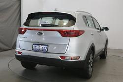 2017 Kia
Sportage Si Premium