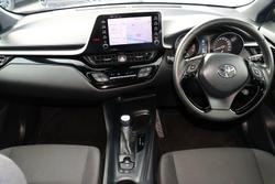 2023 Toyota
                C-HR GXL