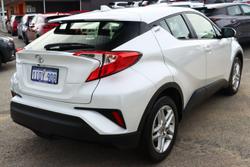 2023 Toyota
                C-HR GXL